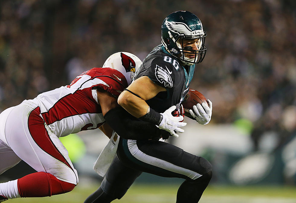 Report: Zach Ertz “Growing Increasingly Impatient” with Eagles