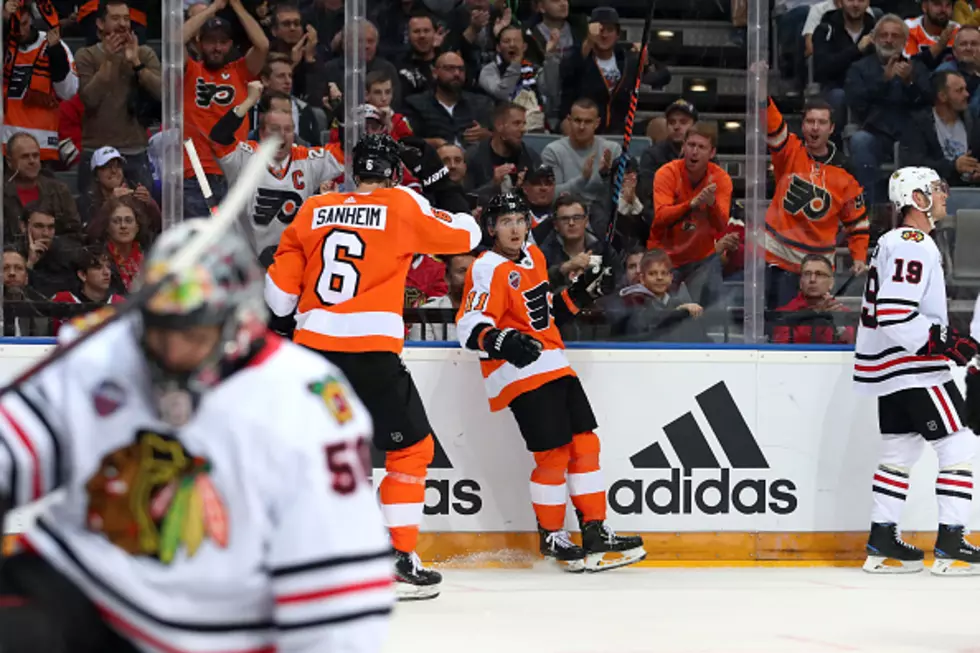 Konecny Scores Twice, Flyers Defeat Blackhawks in Opener