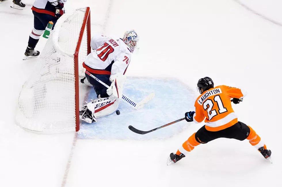 Laughton Stays Hot, Flyers Down Capitals