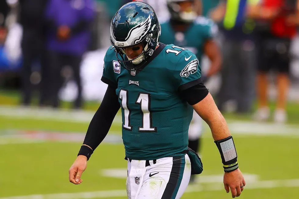 AP Source: Wentz Needs Time to Think About Future in Philly