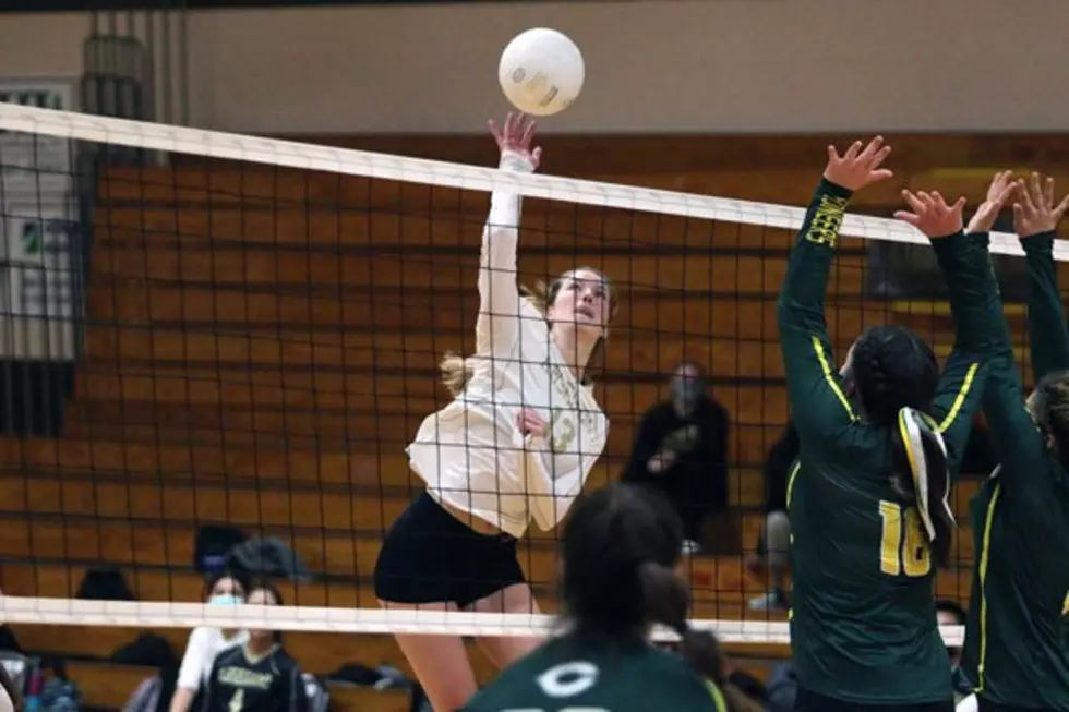 Jackie Fortis Leads Absegami Girls Past Clearview in Volleyball