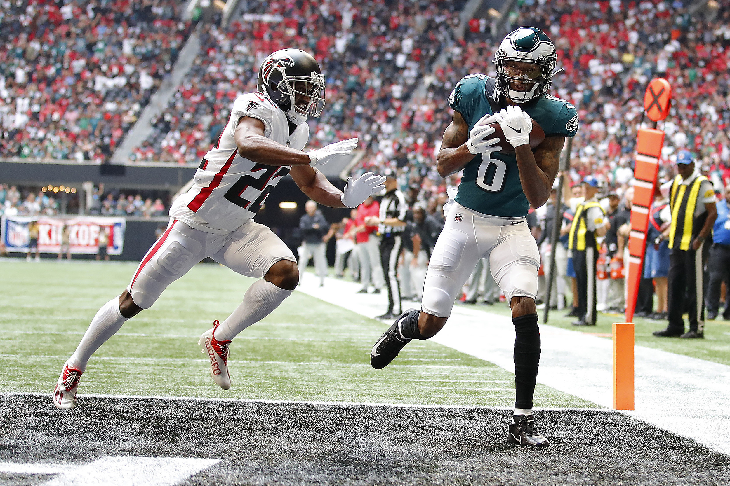 Will rookie DeVonta Smith elevate Eagles' passing game? Training
