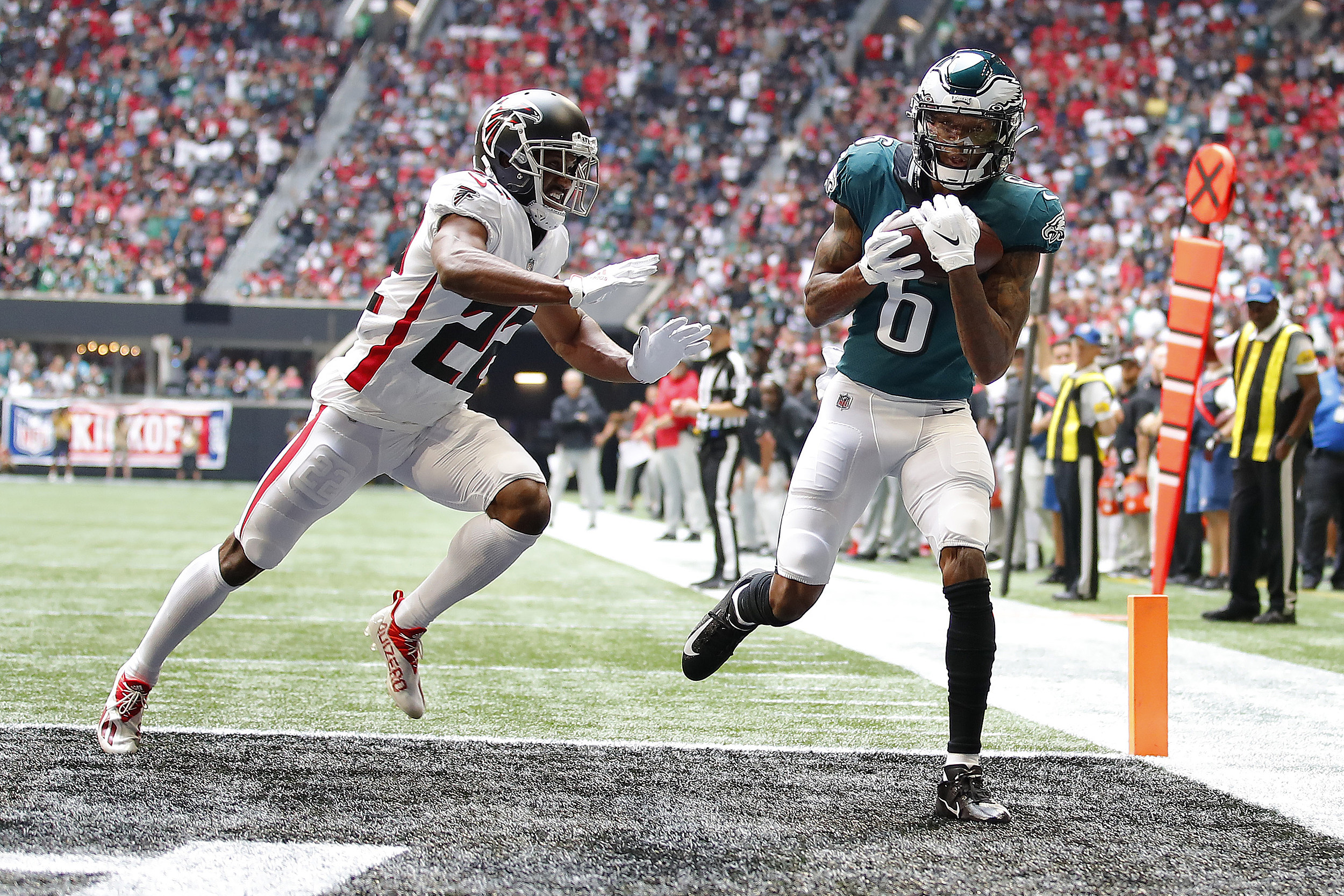 Photos of Philadelphia Eagles' 32-6 win over Atlanta Falcons — NFL, Week 1