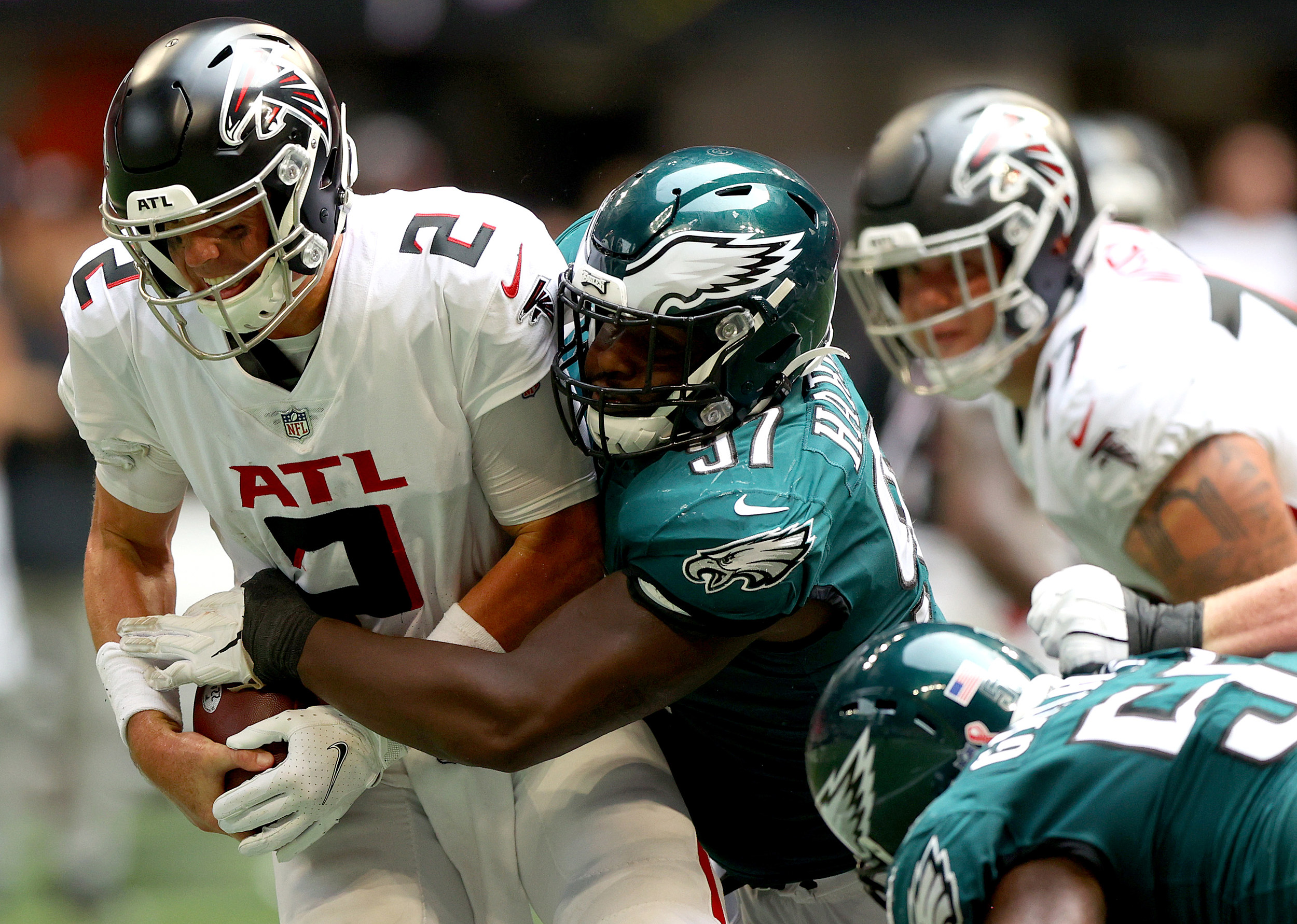 Photos of Philadelphia Eagles' 32-6 win over Atlanta Falcons — NFL, Week 1