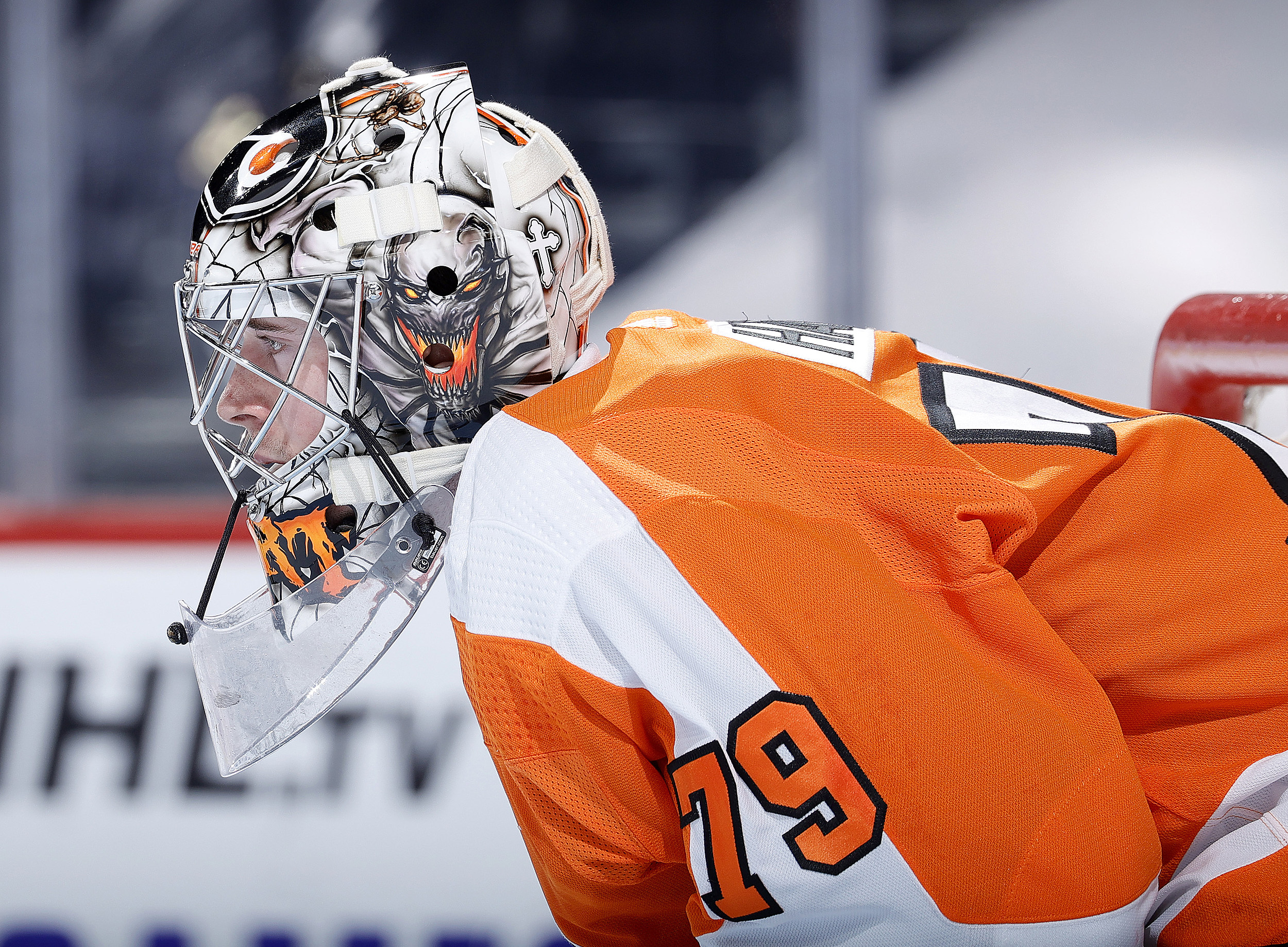 Poised Carter Hart at his best in Flyers' Game 1 win over