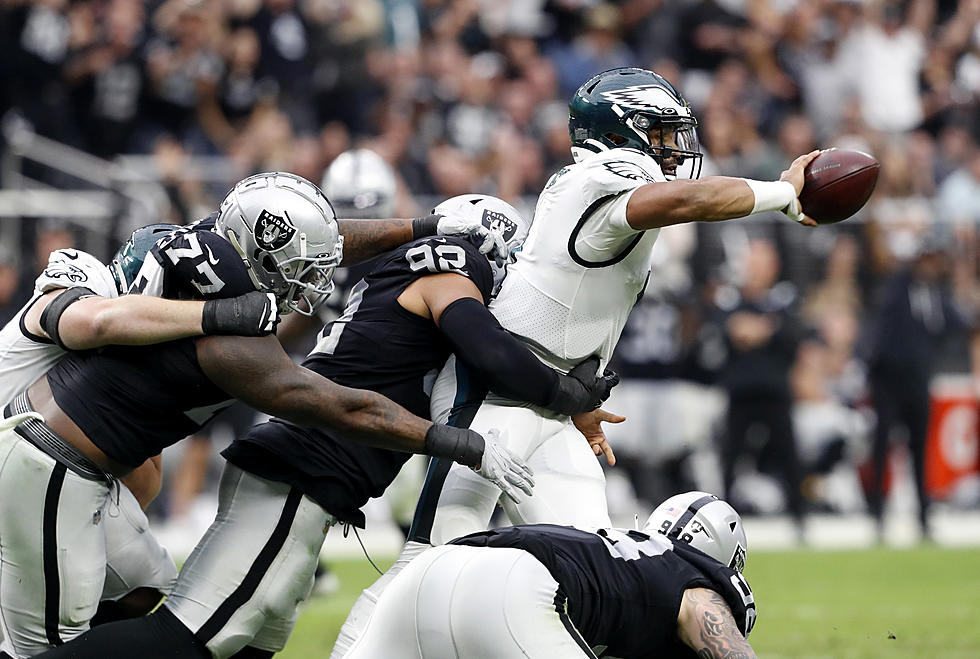 Dave Weinberg’s Eagles-Raiders 2-Minute Drill