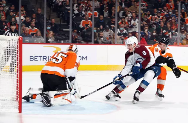 New Coach, Same Result as Avalanche Hand Flyers 9th Straight Loss