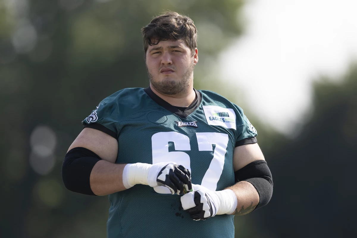 Report: Former Eagles' Guard Nate Herbig to Sign with Jets