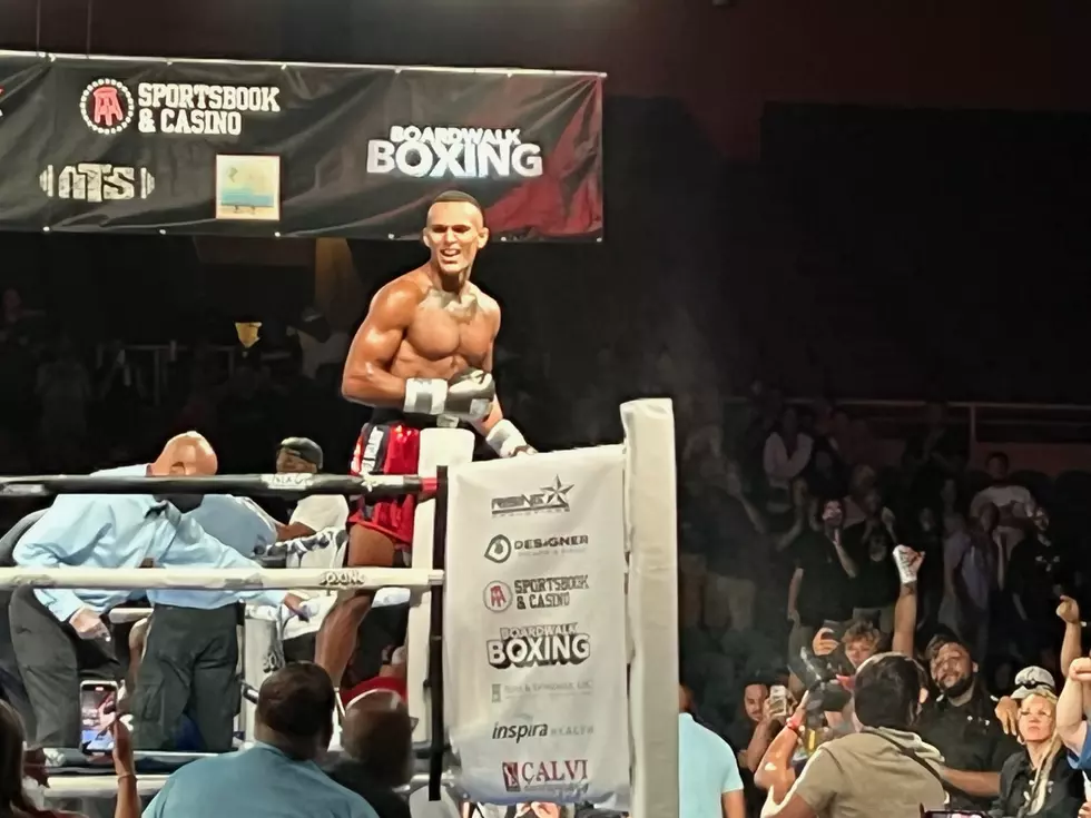 Extra Points: Figueroa enjoys terrific pro boxing debut