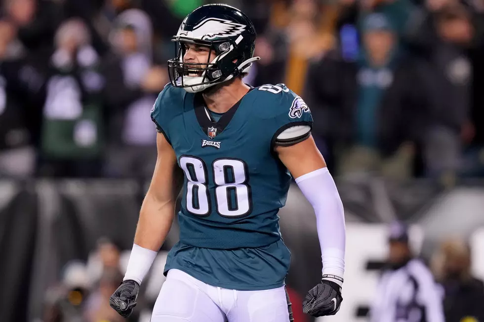 Report: Eagles tight end Dallas Goedert to miss extended time with shoulder injury