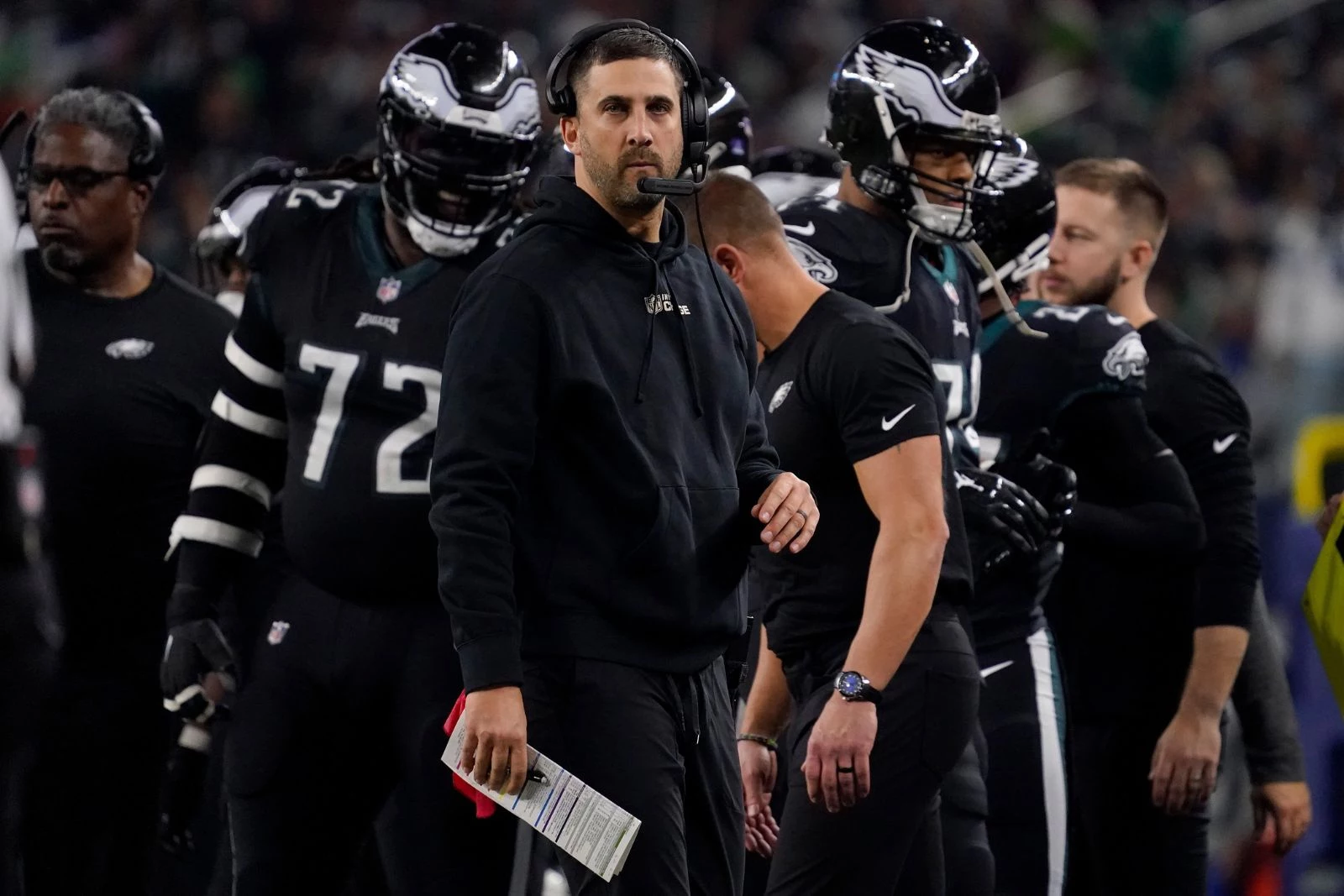 Super Bowl-bound Eagles fans at PHL ready to enjoy themselves 