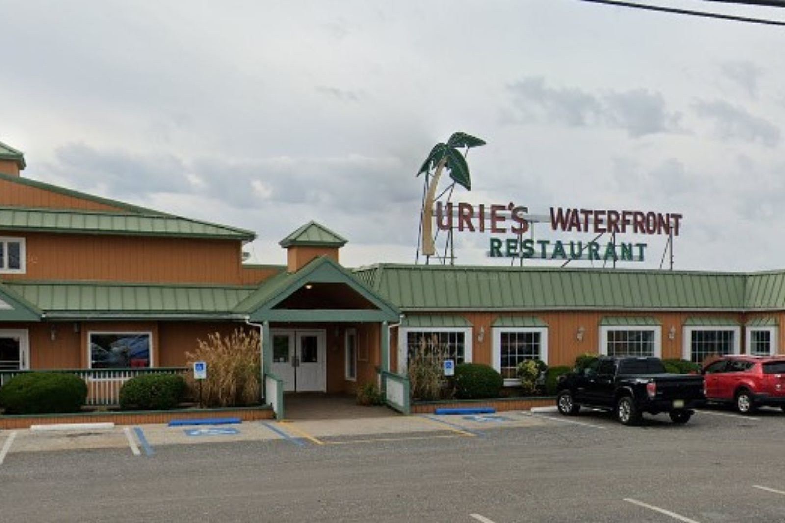 Friendly's Closes Restaurant In Toms River