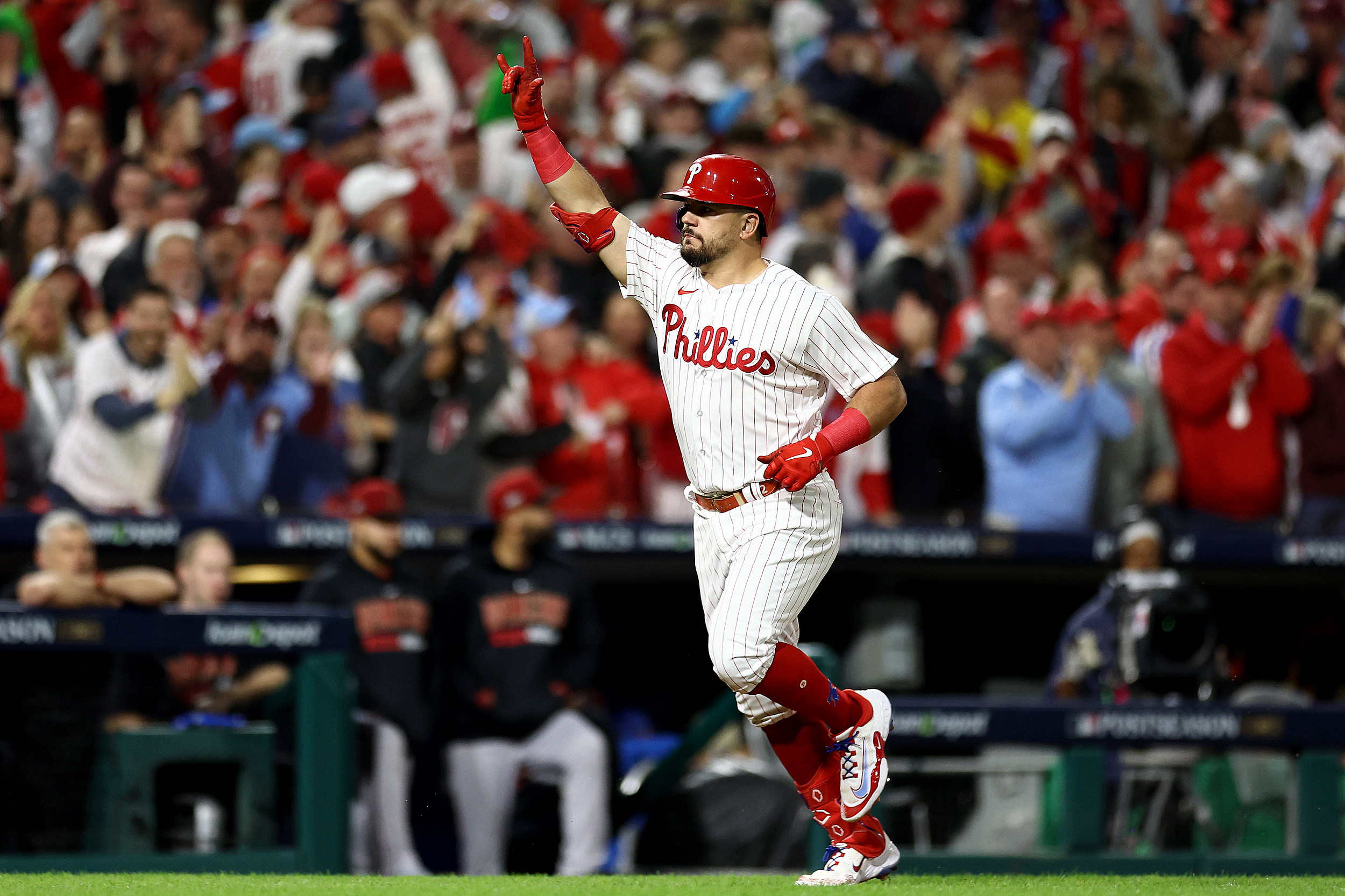 Phillies' Kyle Schwarber passes Reggie Jackson for playoff history