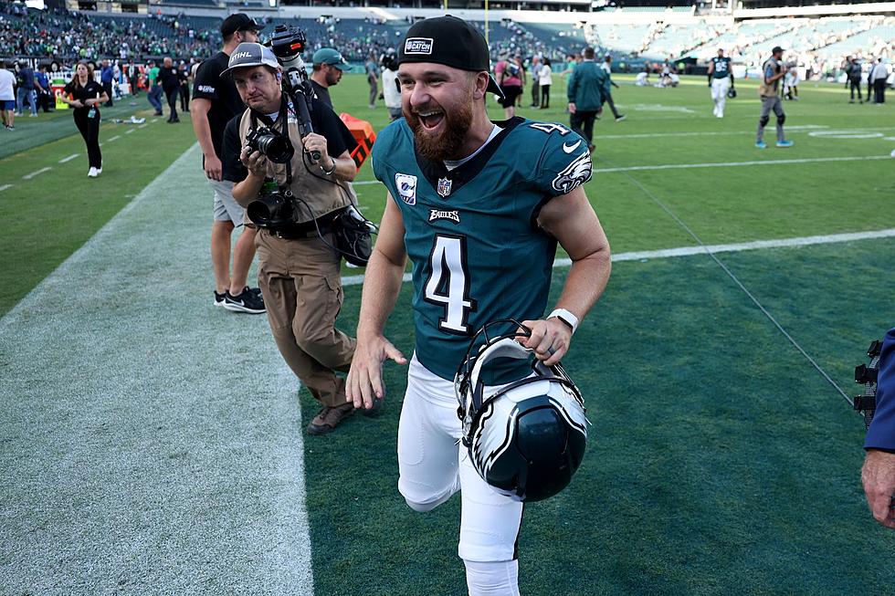 Eagles' Kicker on pace to set NFL Record and Earns Another Award
