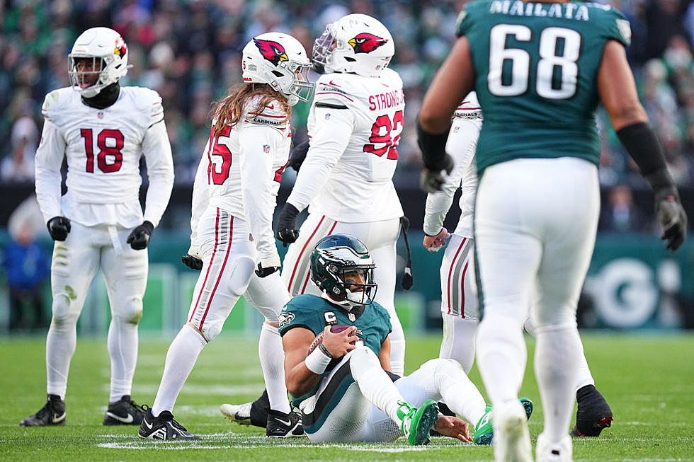 Dave Weinberg’s Cardinals defeat Eagles 2-minute drill