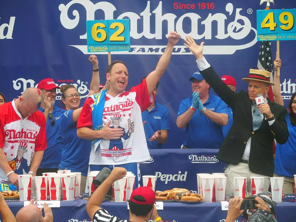 Hot Dog eating champ Joey Chestnut to compete in new event vs old rival