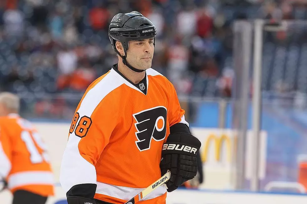 30. Eric Lindros (Flyers Center 1992-2000)