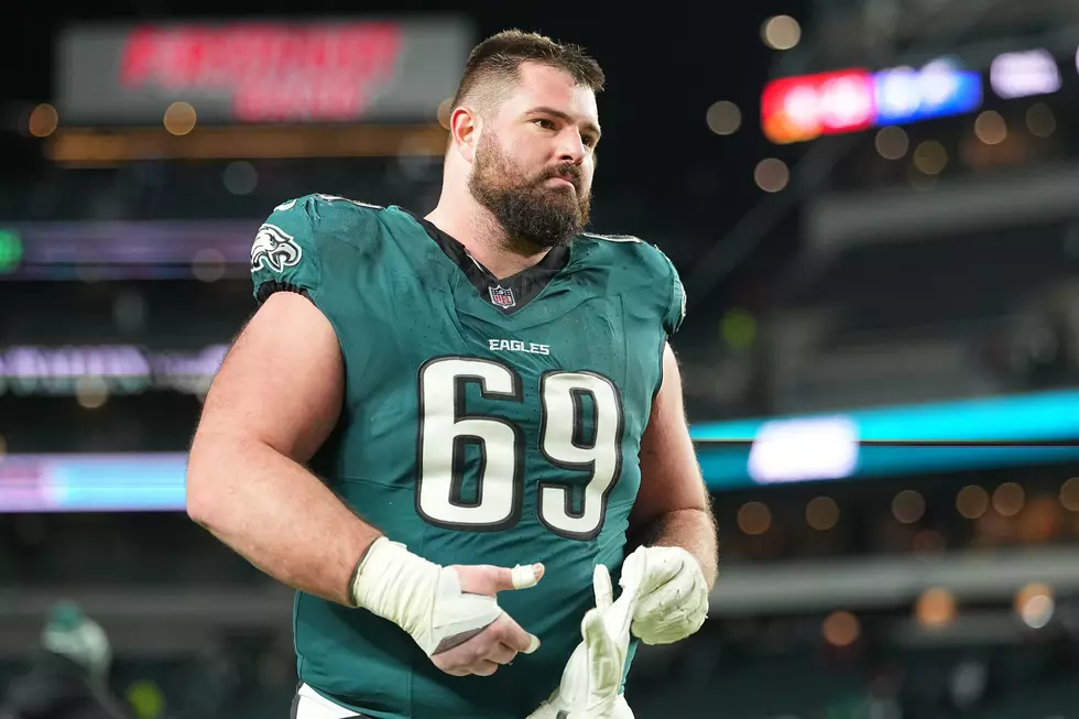 Eagles Place Pro Bowler Landon Dickerson on IR After Knee Injury
