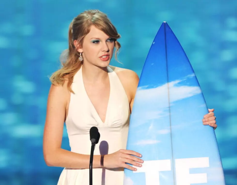 Billboard Names Taylor Swift “Woman of the Year”