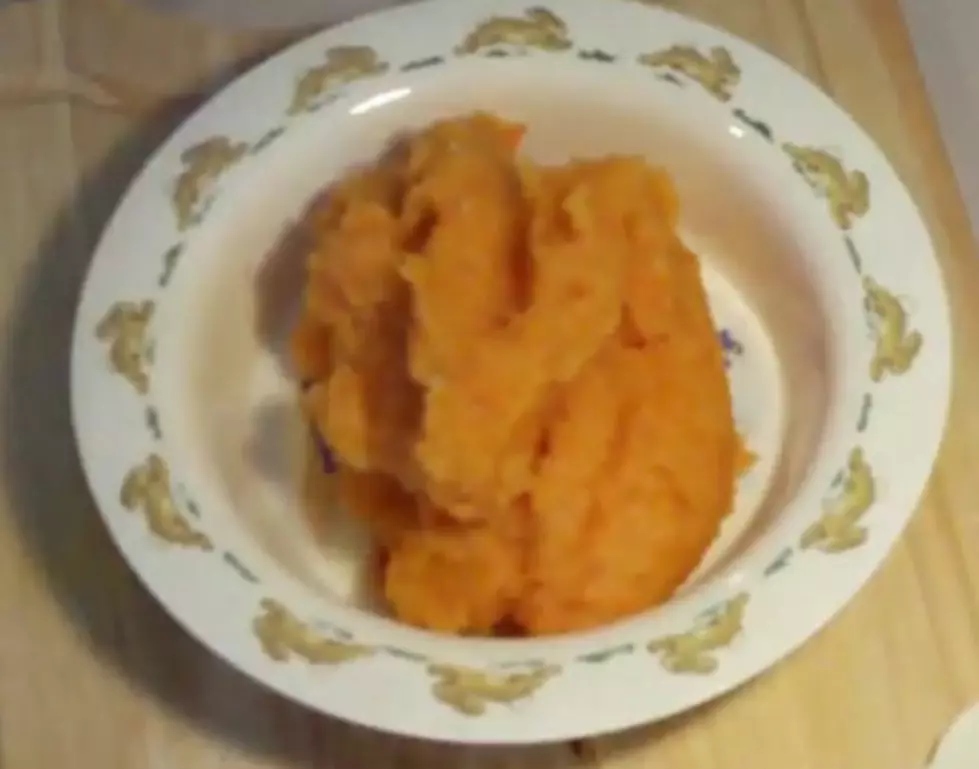 How To Make Sweet Potato &#038; Carrot Baby Food [VIDEO]