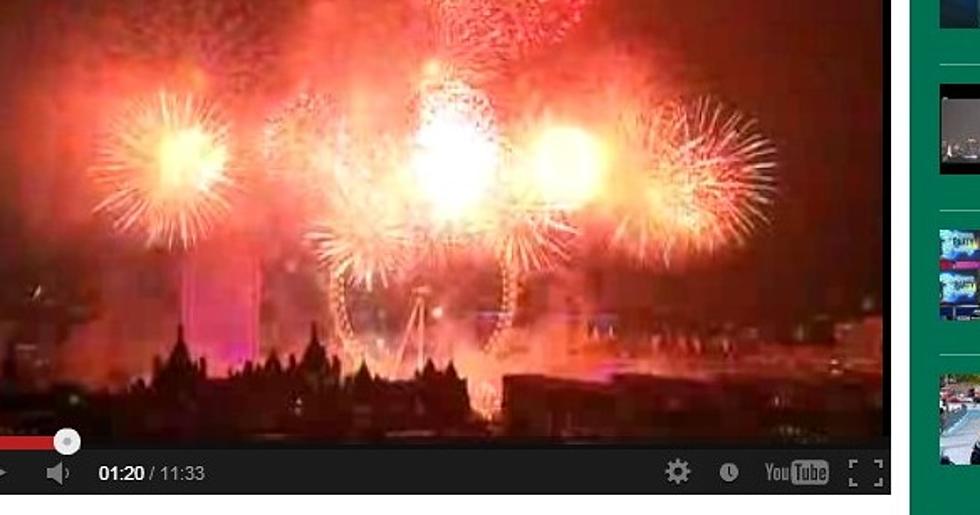 New Year’s Eve 2013 Fireworks from Around the World – Sydney, Dubai, London and More