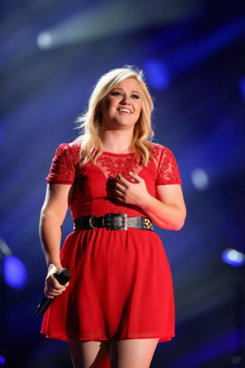 Kelly Clarkson is Pregnant