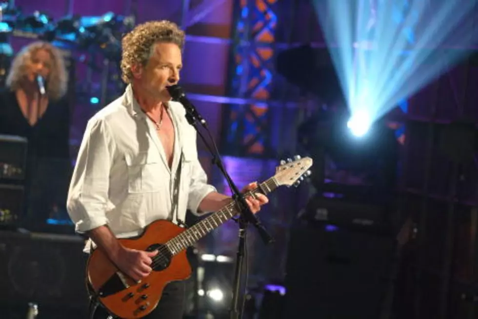 Lindsay Buckingham from Fleetwood Mac To Close the 2014 Grammy Awards