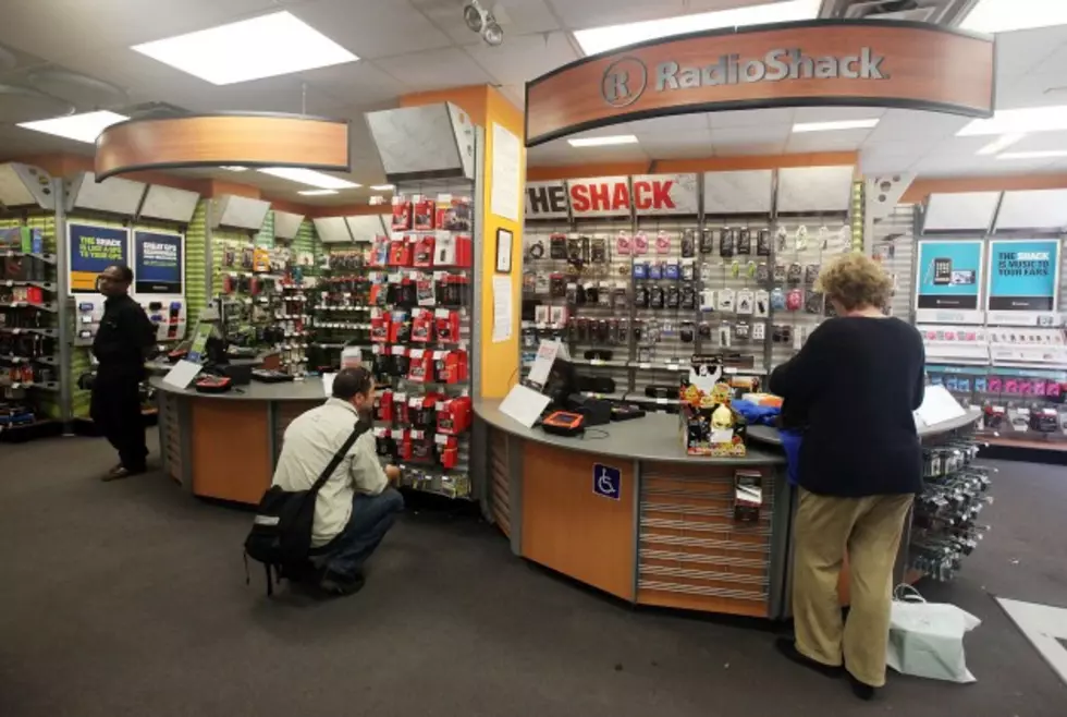Radio Shack Plans To Close 1100 Stores