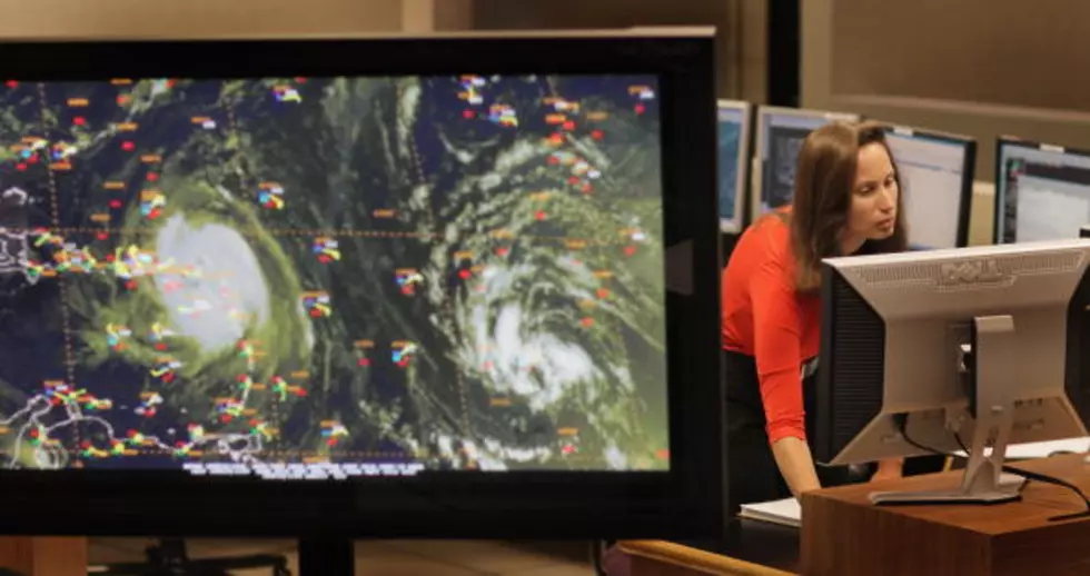 Woman Breaks World Record For Longest Weather Report [VIDEO]