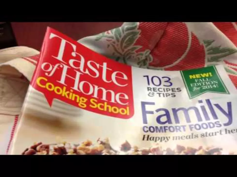 What is Inside the 2014 Taste of Home Cooking School Gift Bag? [VIDEO]