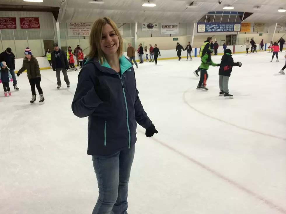 Playing On The Ice… Skating In New Hartford – New To Naomi