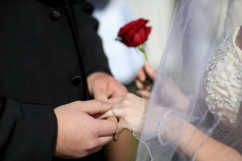 Groom Messes Up His Vows and It&#8217;s the Cutest Thing [VIDEO]