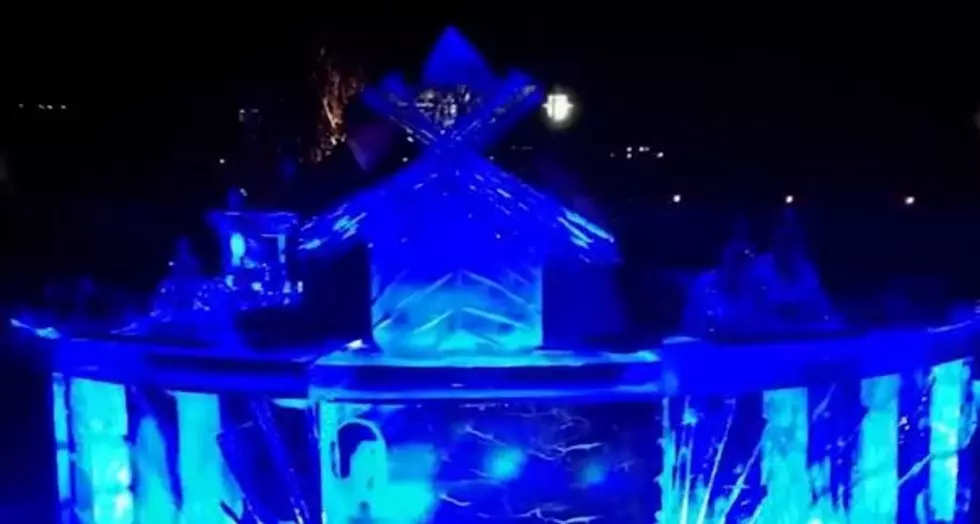 Upstate New York Hotel Creates Bar With 20,000 Pounds of Ice