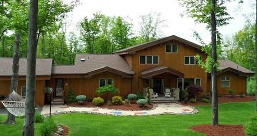 Spectacular Utica Home On The Market