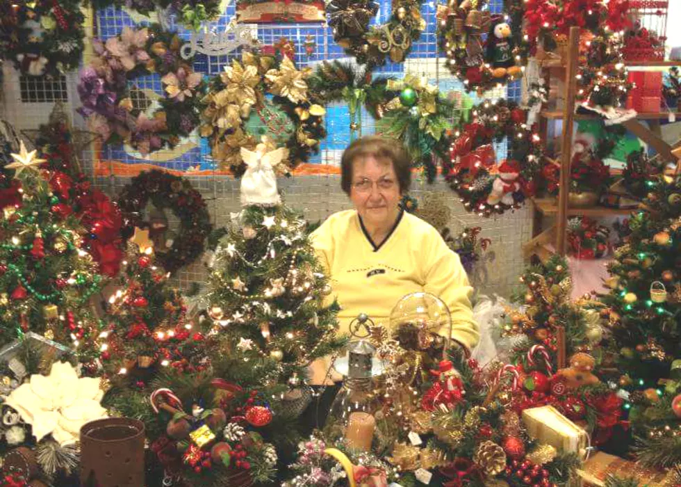 40 Years of Sweet Holiday Crafts in New York Mills