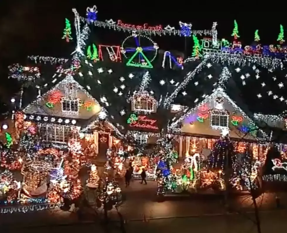 Can CNY Match This Great Downstate Christmas Lights Display?