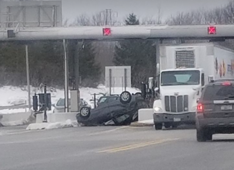 What the Heck Happened at This New York State Thruway Toll Booth?