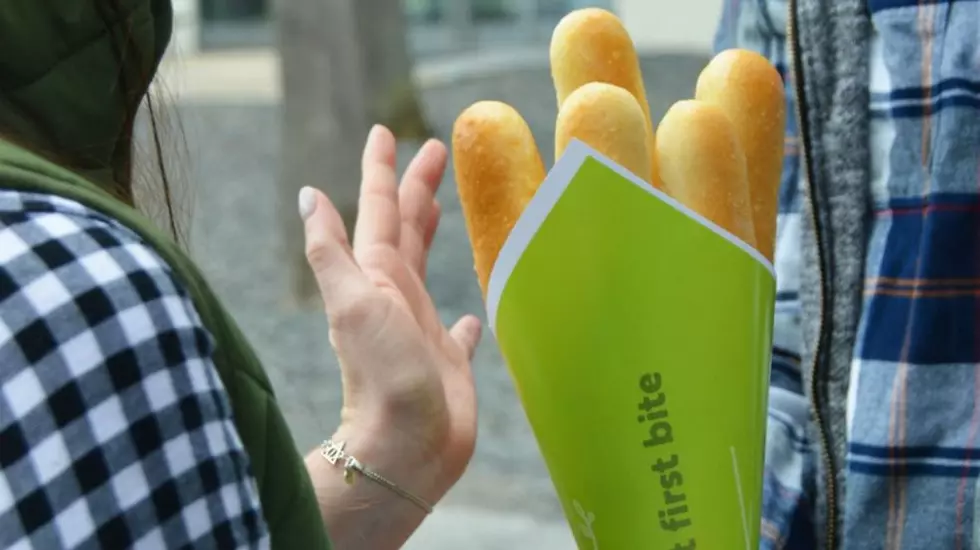 Forget Roses, Olive Garden Offering a Breadstick Bouquet