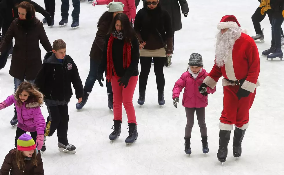 Santa&#8217;s Coming To Town For Ice Skating