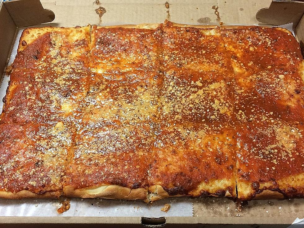 Utica&#8217;s O&#8217;Scugnizzo&#8217;s Pizza Voted One Of The Best In The United States