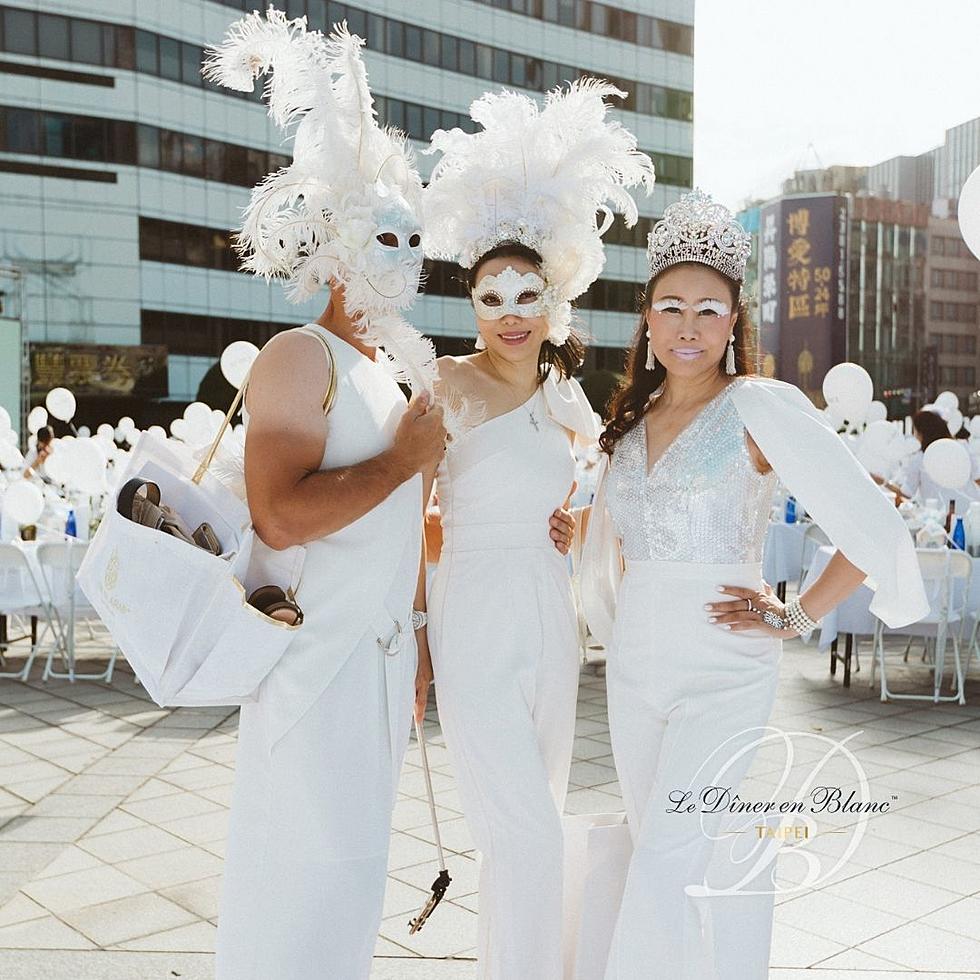 Fabulous! The Case for Diner en Blanc Upstate NY