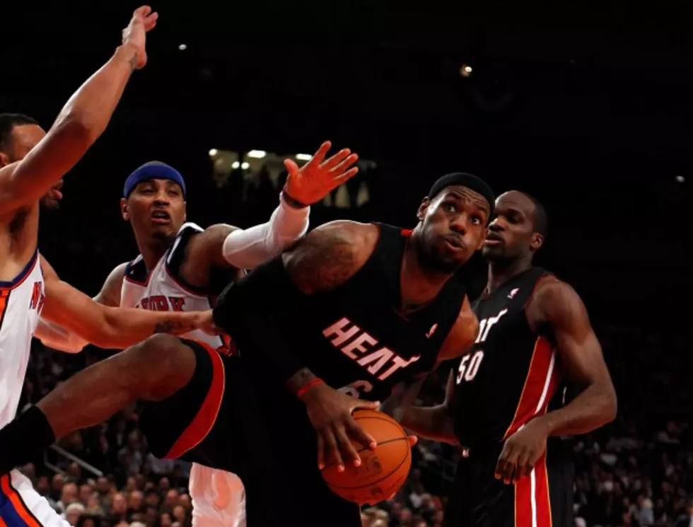 LeBron Erupts In 4th; Heat Lead Knicks 3-0