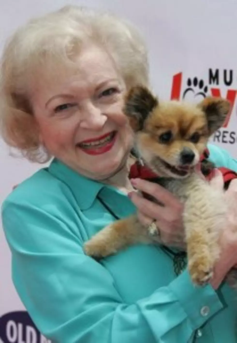 Want To Have Dinner With Betty White?  She&#8217;s Auctioning Herself On eBay For The SPCA