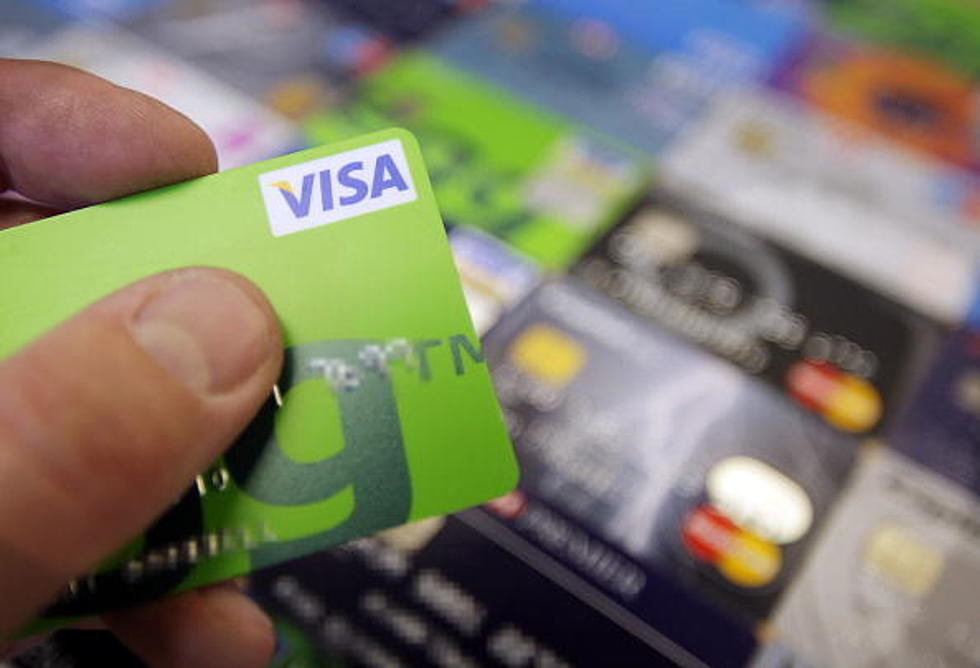 Man Charged With Using Fake Credit Card