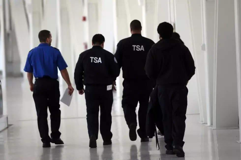 Report: TSA Agents Humiliate Wounded Veteran