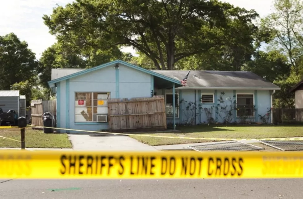 Florida Man Is Presumed Dead After Sinkhole Swallows His Bedroom [PHOTOS]