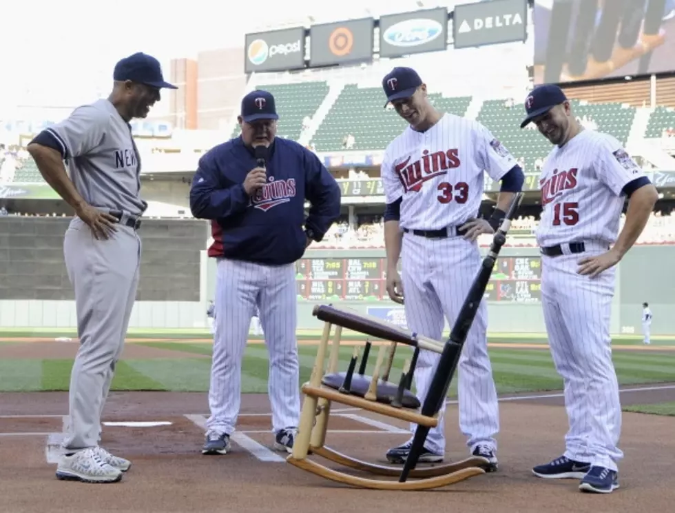 Retiring Yankee Mariano Rivera Presented With &#8220;Chair Of Broken Dreams&#8221; By Minnesota Twins
