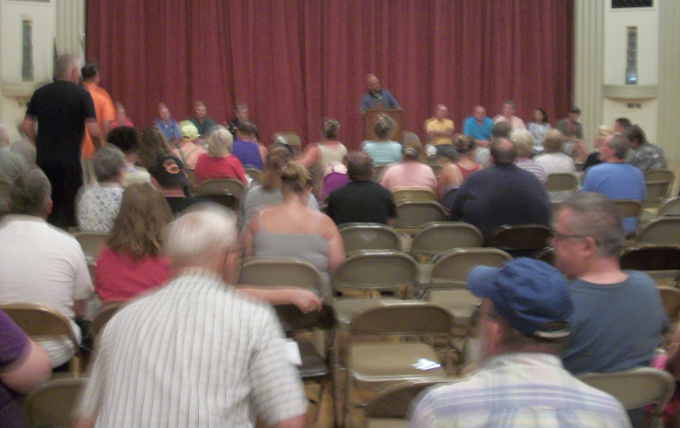 City Of Oneida Holds Town Hall Meeting to Discuss Flood Recovery