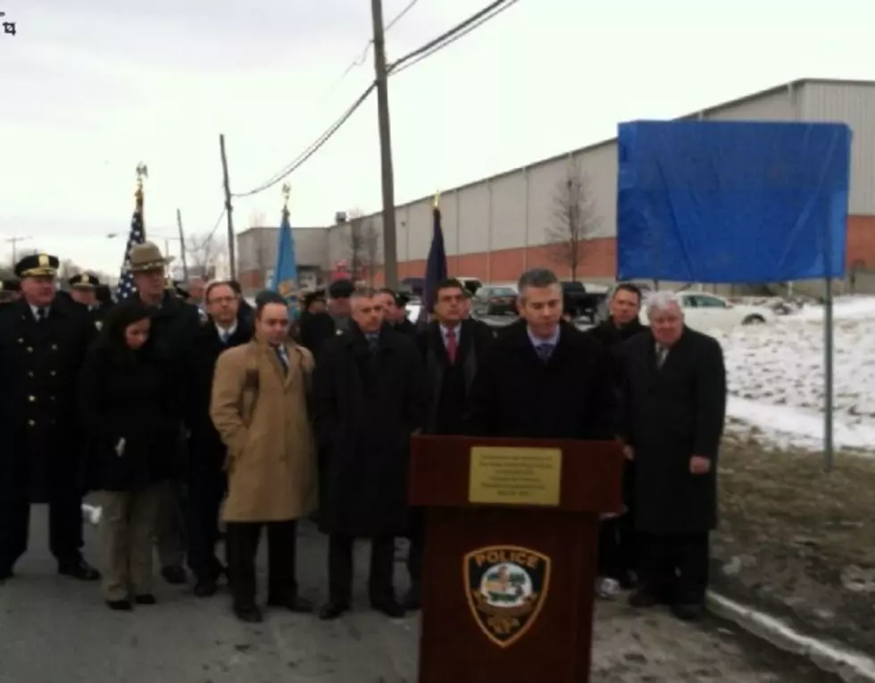 Officer Lindsey Memorialized With New Highway