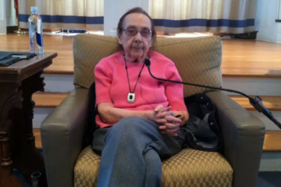 Holocaust Survivor Helen Sperling Speaks At Hamilton College